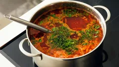 なぜお玉を鍋に入れっぱなしにしてはいけないのか：この悪い習慣をやめるべき理由